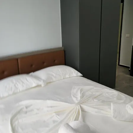 Apartament Hermanos 109 *